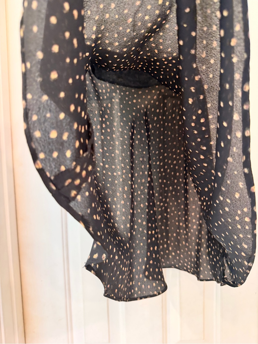 Bentley Arbuckle Black Lightweight Flirty Skirt Gold Dot Print Slight Sheer Sz 2 - Picture 6 of 12